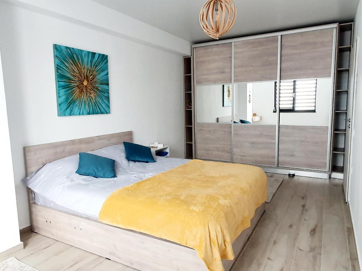 'Just Like Home' Apartment - With Private Parking Place Galaţi Exterior foto